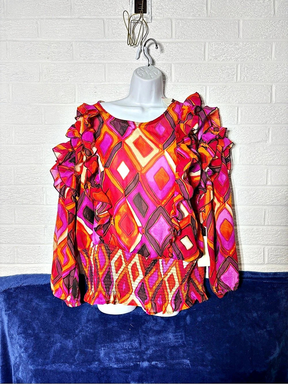Moon & Chid Geometric Ruffle Blouse in Pink & Purple Size 22/24 NWT
